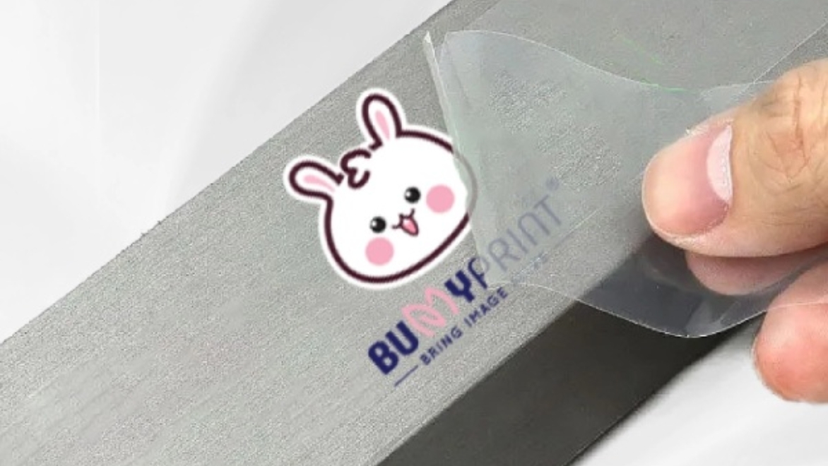 In Tem UV – Bám Dính Trên Nhiều Bề Mặt, Sắc Nét Và Bền Màu