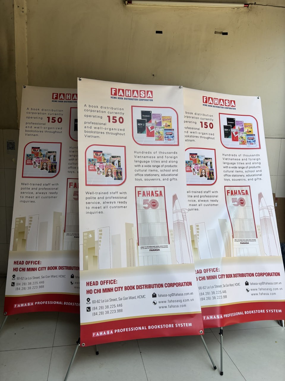 In PP Standee Cán Mờ – FAHASA Trưng Bày Sự Kiện